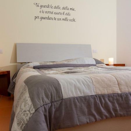 B&B Sotto Le Stelle 法诺 外观 照片