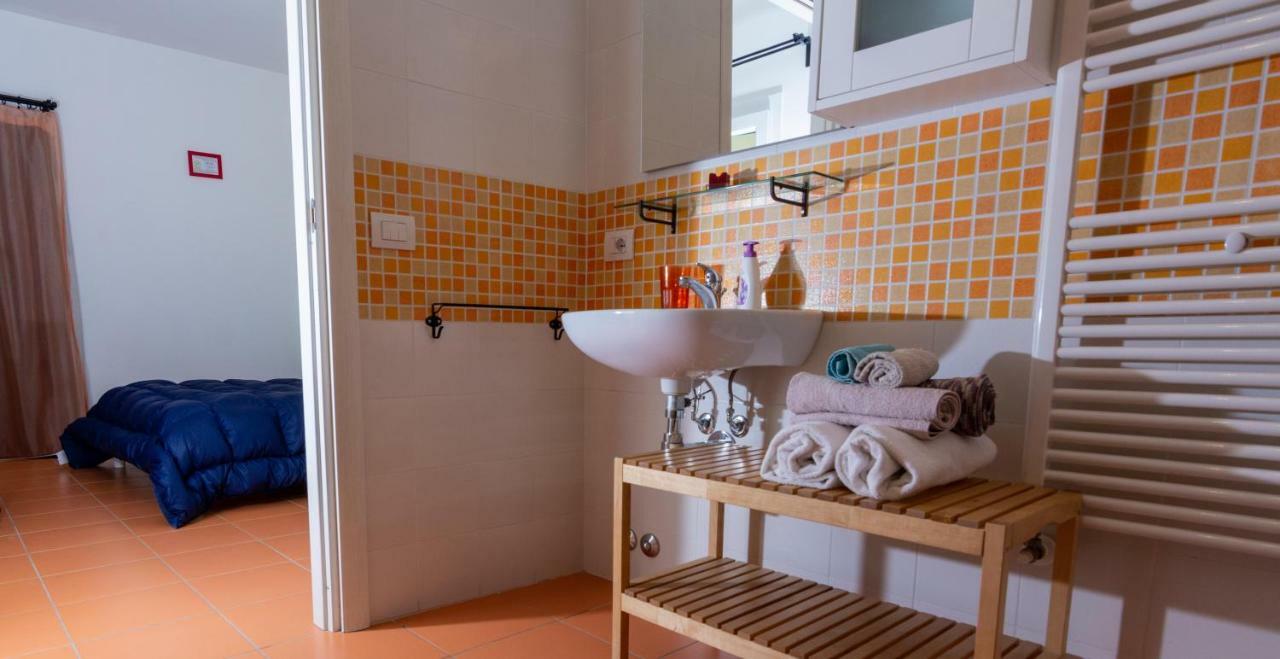 B&B Sotto Le Stelle 法诺 外观 照片